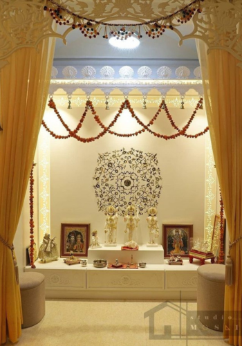 Compact contemporary pooja room desiged by Saund Associates|